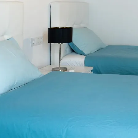 Casa A Primera Linea De Mar 科斯塔特吉塞